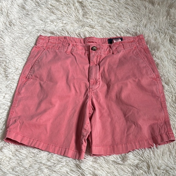 Vineyard Vines Island Shorts - Picture 1 of 11